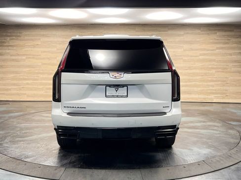 Used 2023 Cadillac Escalade Premium Luxury image 27
