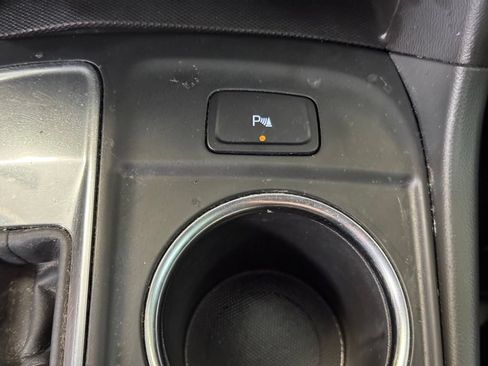 Used 2022 Chevrolet Equinox LT FWD image 40