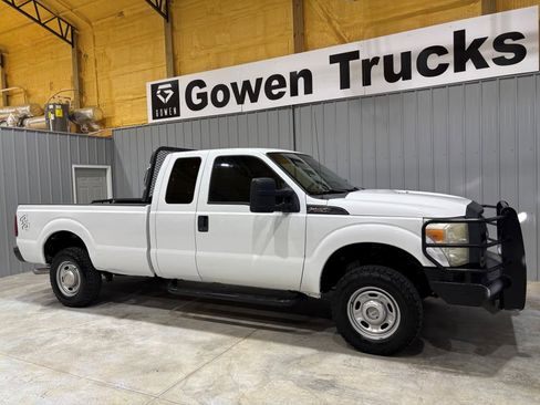 Used 2013 Ford F250 XL w/ Skid Plate Pkg image 3