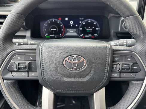 New 2026 Toyota 4Runner 4WD image 22