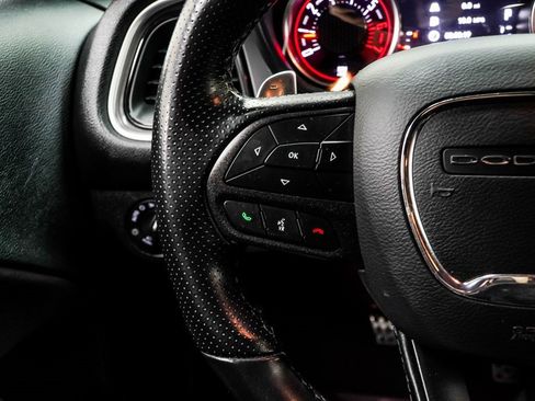 Used 2022 Dodge Challenger R/T image 31