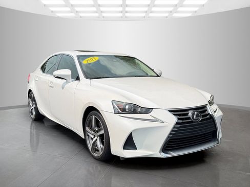 Used 2017 Lexus IS 300 AWD image 5