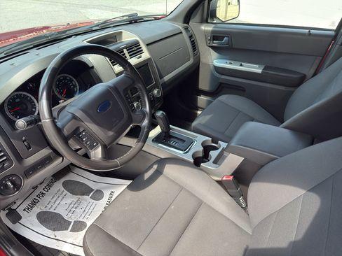 Used 2012 Ford Escape XLT AWD/4WD image 9