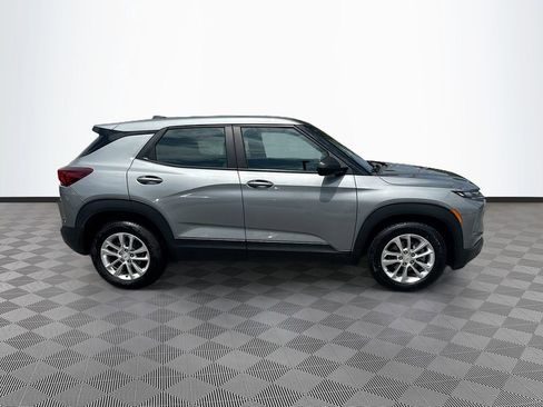Used 2024 Chevrolet TrailBlazer LS FWD image 5