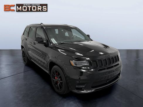 Used 2019 Jeep Grand Cherokee SRT AWD/4WD image 7
