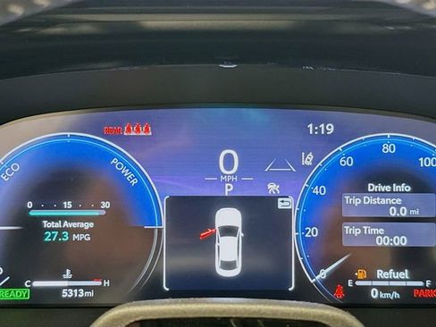 New 2024 Toyota Crown Platinum image 10