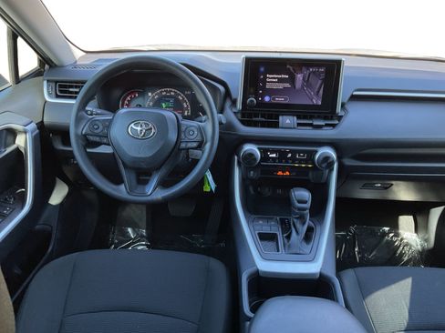 Used 2023 Toyota RAV4 LE FWD image 14