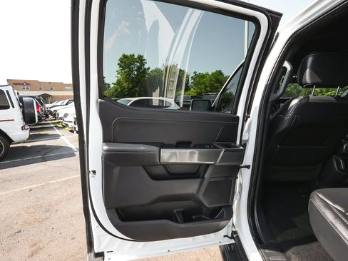 Used 2022 Ford F150 XLT w/ Equipment Group 302A High AWD/4WD image 12