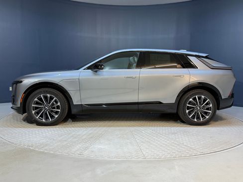 New 2026 Cadillac Lyriq Sport AWD/4WD image 2