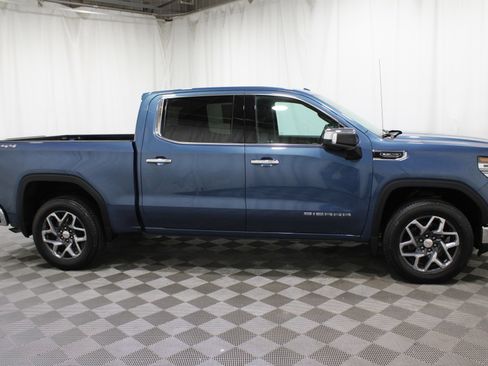 Used 2024 GMC Sierra 1500 SLT image 29