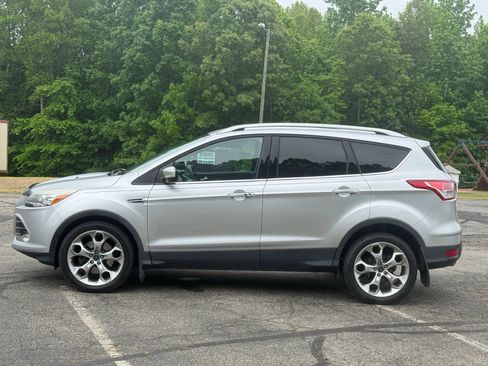 Used 2015 Ford Escape Titanium w/ Equipment Group 301A FWD image 7
