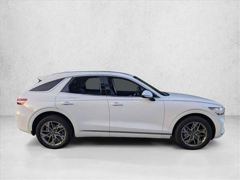 Used 2023 Genesis GV70 2.5T w/ Advanced Package AWD/4WD image 4