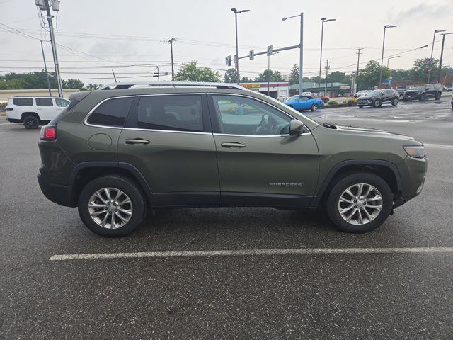 Used 2019 Jeep Cherokee Latitude w/ Popular Appearance Group AWD/4WD image 2