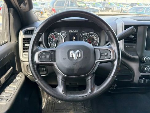 Used 2024 RAM 3500 Tradesman w/ Chrome Appearance Group AWD/4WD image 10
