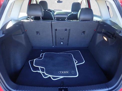 Used 2023 Volkswagen Taos SEL image 8