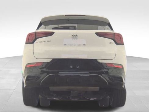 Used 2024 Buick Encore GX Sport Touring w/ Comfort Package image 5