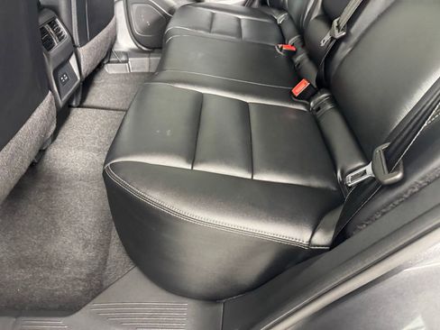 Used 2023 Nissan Rogue SL image 30