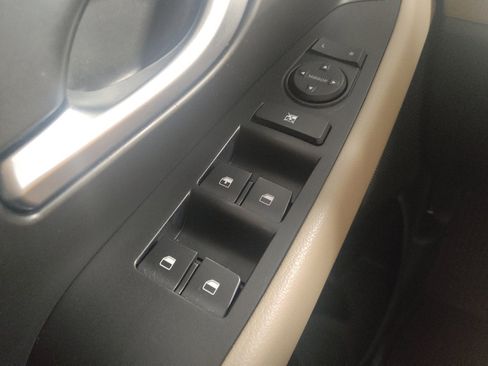 Used 2019 Hyundai Elantra GT FWD image 27