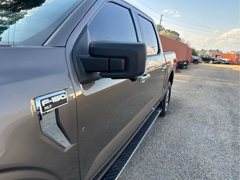 Used 2021 Ford F150 XLT w/ Equipment Group 302A High image 13