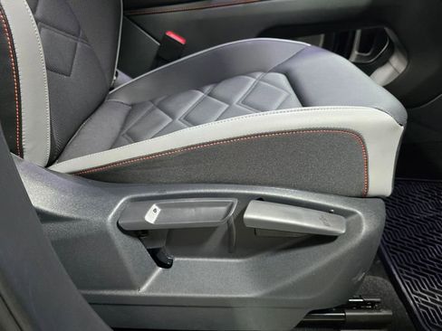 Certified 2024 Volkswagen Atlas Peak Edition SE image 20