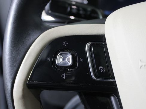 Used 2025 Lincoln Corsair Grand Touring w/ Equipment Group 301A image 17