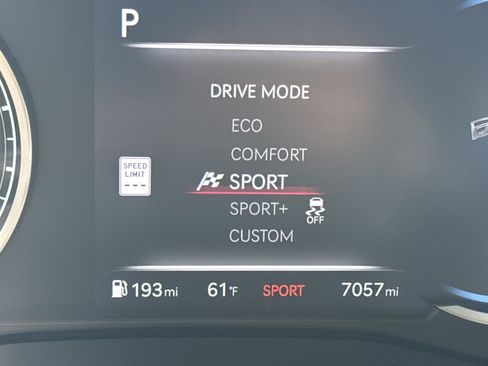 Used 2026 Genesis G70 2.5T RWD image 23