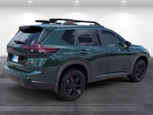 Used 2026 Nissan Rogue SV w/ Rock Creek Premium Package AWD/4WD image 5