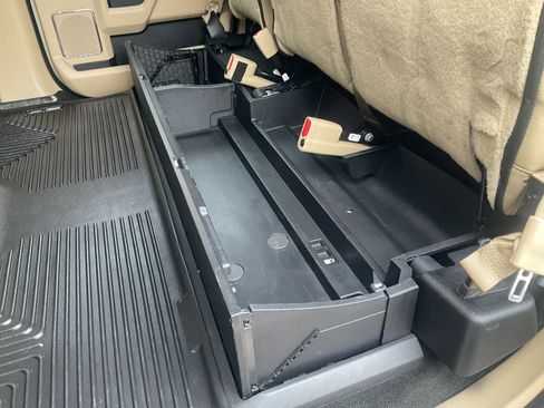 Used 2017 Ford F250 Lariat w/ Lariat Ultimate Package image 47