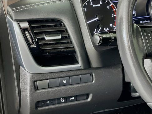 Used 2023 Nissan Rogue SL w/ SL Premium Package AWD/4WD image 14