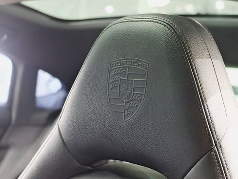 Used 2020 Porsche Panamera 4 image 23