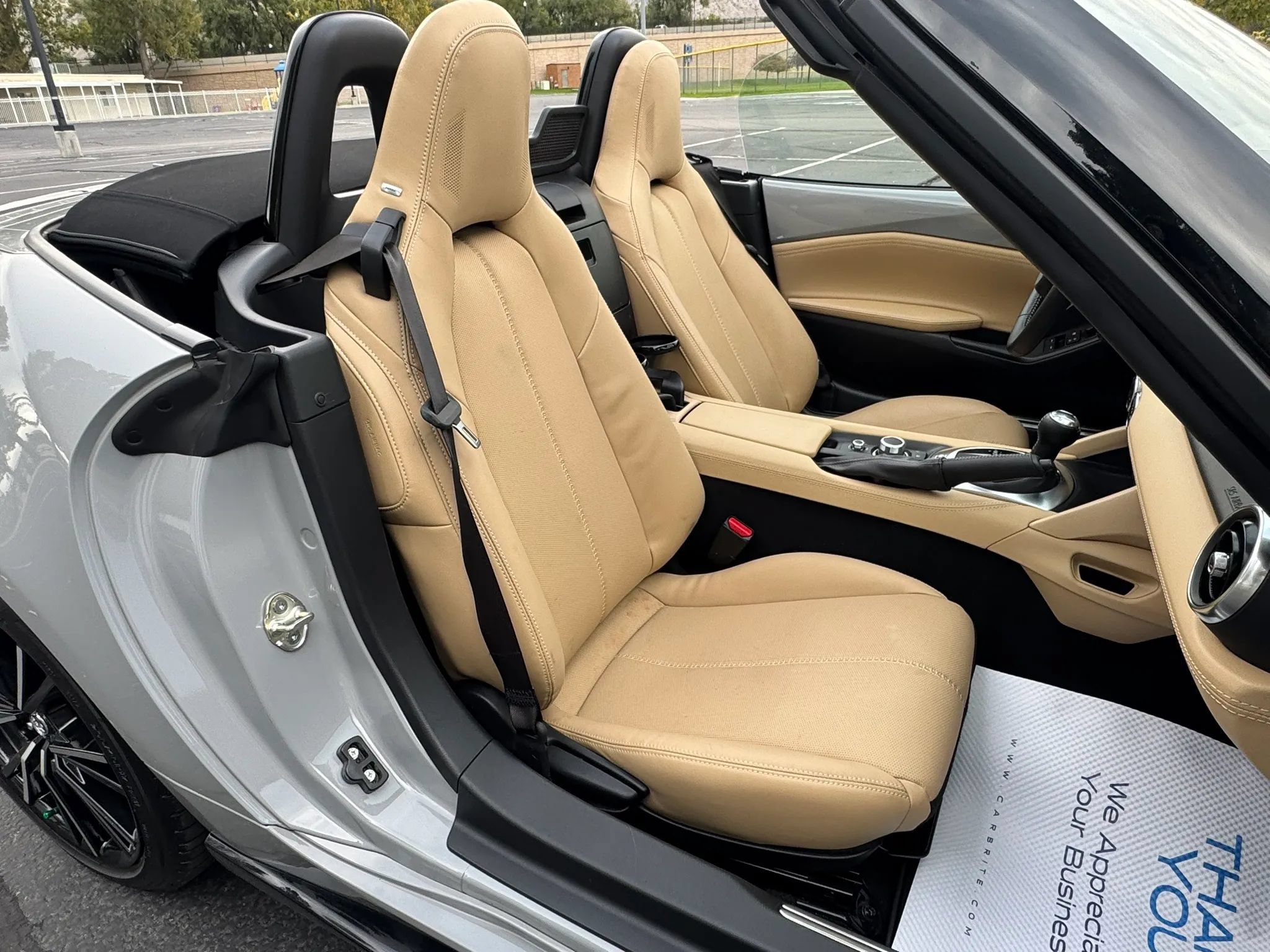 Used 2024 MAZDA MX-5 Miata Grand Touring w/ Appearance Package RWD image 17