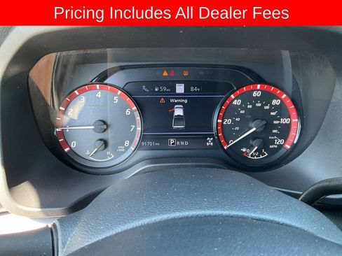 Used 2021 Nissan Titan PRO-4X w/ Pro-4x Convenience Package AWD/4WD image 10