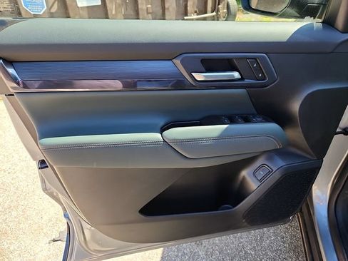 New 2026 GMC Terrain AT4 w/ Technology Package II AWD/4WD image 8