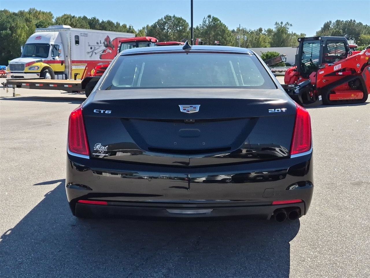 Used 2016 Cadillac CT6 Luxury RWD image 4