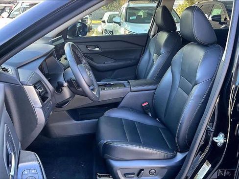 Certified 2024 Nissan Rogue SL w/ SL Premium Package image 8