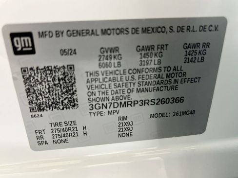 Used 2024 Chevrolet Equinox EV LT FWD image 28