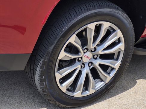 Certified 2021 GMC Yukon XL Denali RWD image 7
