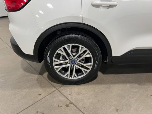 Used 2021 Ford Escape SEL image 42
