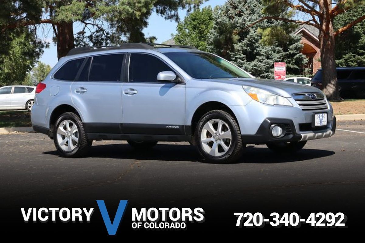 Used 2014 Subaru Outback 2.5i Limited w/ Moonroof Package AWD/4WD image 1