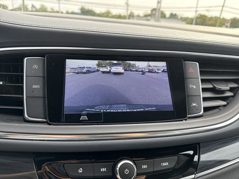 Certified 2023 Buick Enclave Essence image 15