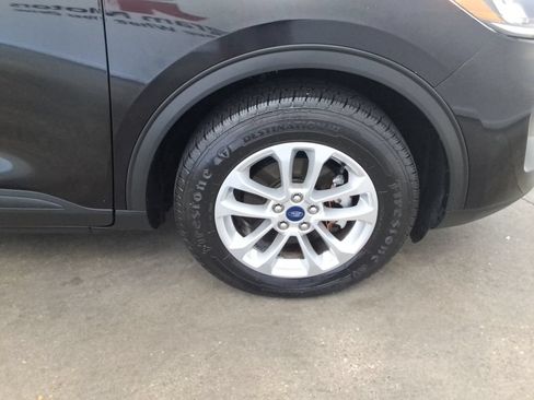 Used 2021 Ford Escape SE FWD image 23