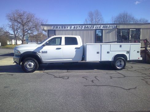 Used 2018 RAM 5500 Tradesman w/ Ambulance Prep Group image 1