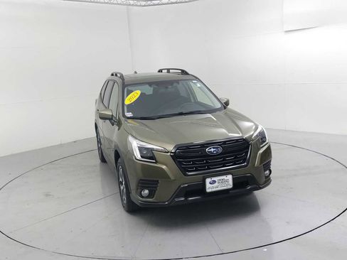 Certified 2023 Subaru Forester Premium image 2