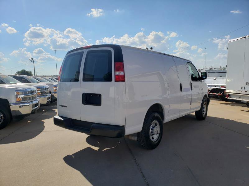 Used 2019 Chevrolet Express 2500 RWD image 7