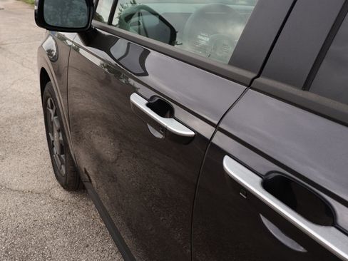 New 2026 Kia Carnival EX FWD image 36