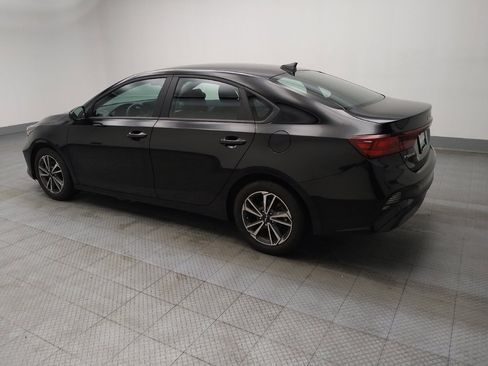 Used 2024 Kia Forte LXS image 3