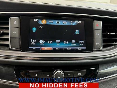 Used 2018 Buick Enclave Premium image 24