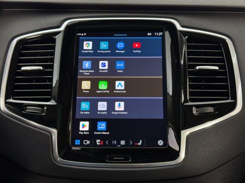 Used 2024 Volvo XC90 T8 Plus w/ Protection Package Premier image 25