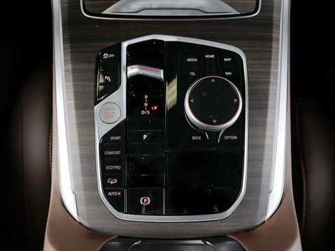 Used 2025 BMW X5 xDrive40i w/ M Sport Package image 17