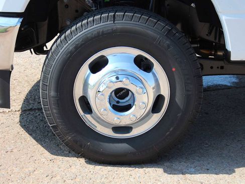 New 2026 Ford F350 XL w/ XL Chrome Package image 11